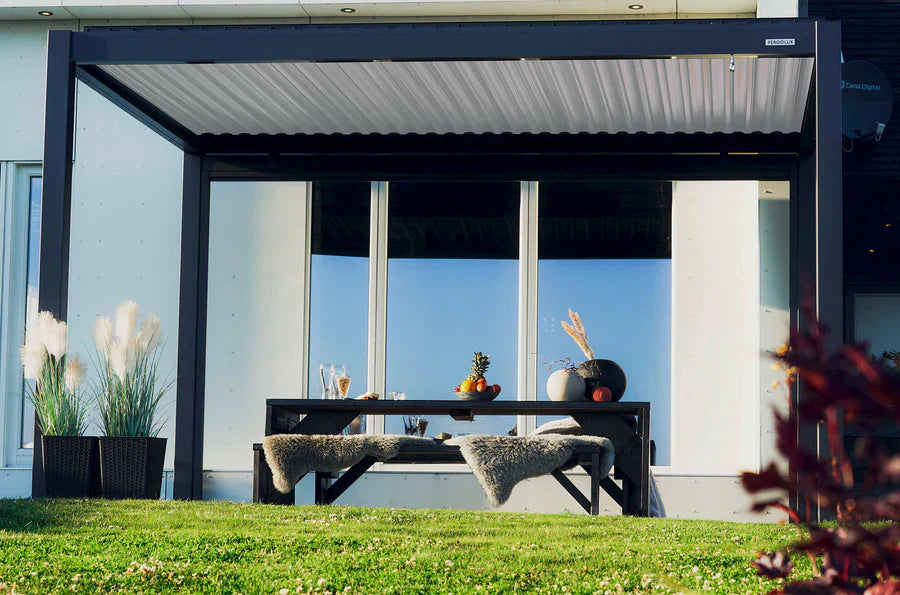 Pergola Roofs: The Most Popular Variants